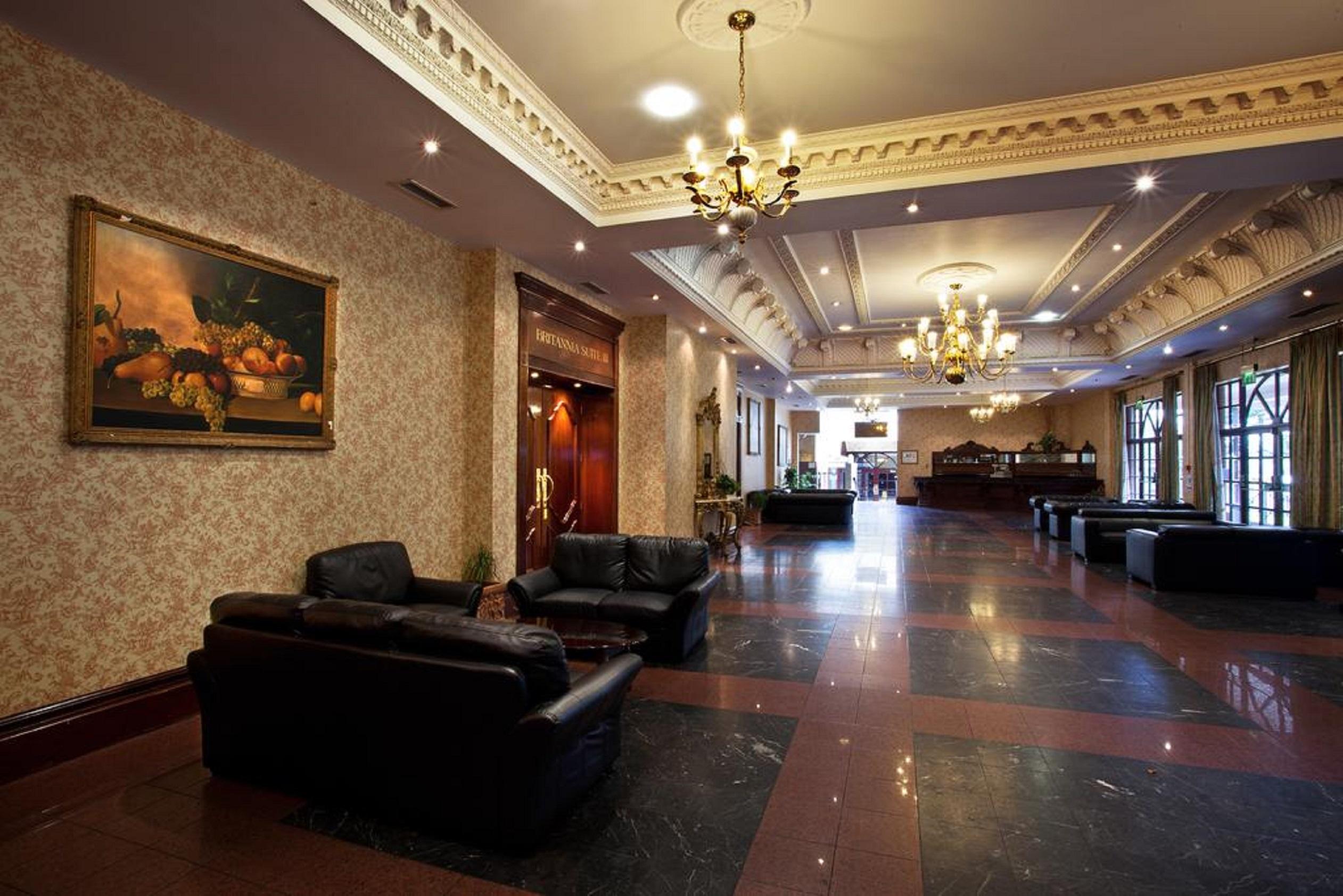 Royal Court Hotel & Spa Coventry Esterno foto