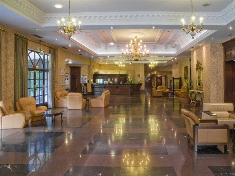 Royal Court Hotel & Spa Coventry Esterno foto