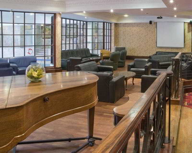 Royal Court Hotel & Spa Coventry Esterno foto
