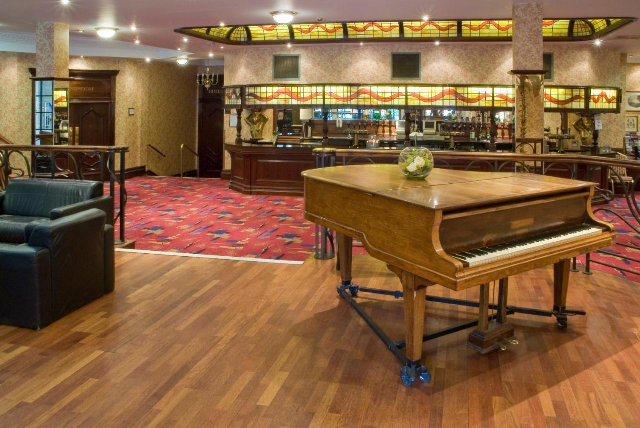 Royal Court Hotel & Spa Coventry Esterno foto